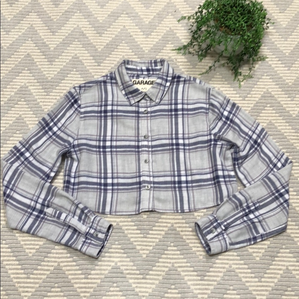 Garage cropped shirt